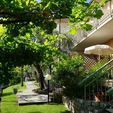 Da Costanza Montagna Piano Terra 3 Apartment Malcesine